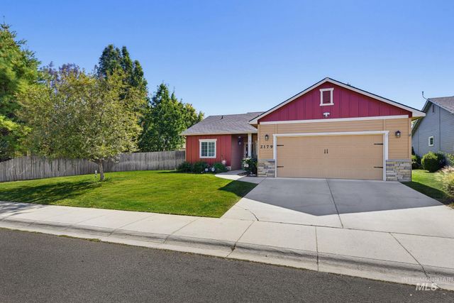 2179 W Fieldstream Dr, Meridian, ID 83646
