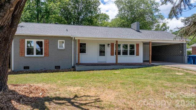 1102 Afton Drive, Cajahs Mountain, NC 28645