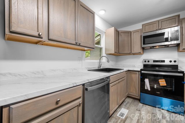 1102 Afton Drive, Cajahs Mountain, NC 28645