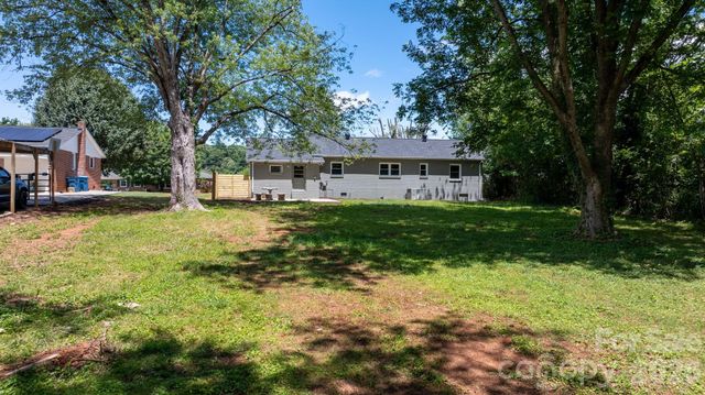 1102 Afton Drive, Cajahs Mountain, NC 28645