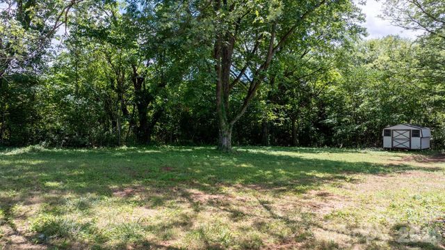 1102 Afton Drive, Cajahs Mountain, NC 28645