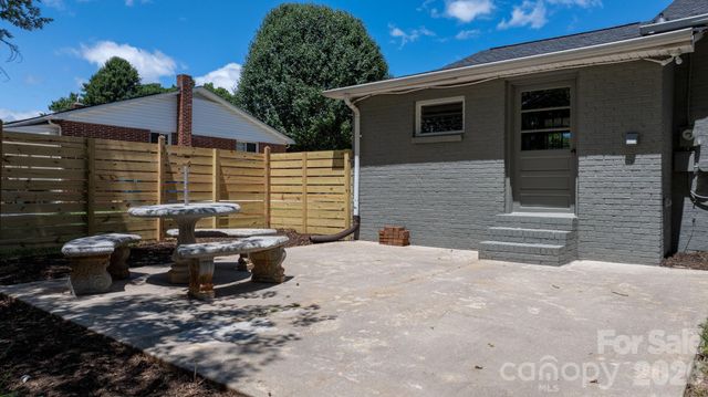 1102 Afton Drive, Cajahs Mountain, NC 28645