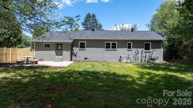 1102 Afton Drive, Cajahs Mountain, NC 28645