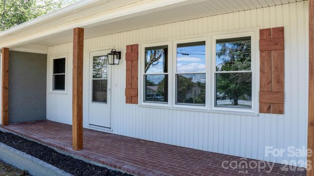 1102 Afton Drive, Cajahs Mountain, NC 28645