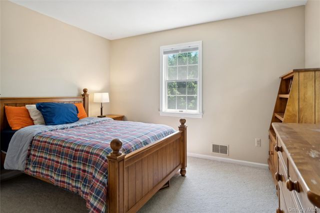 30 Foley Road, Warwick, NY 10990