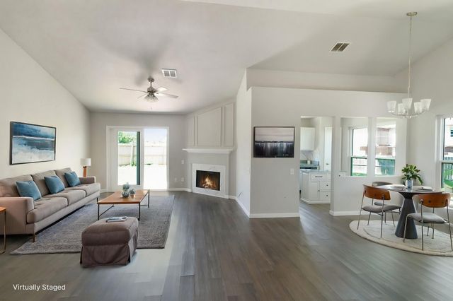 1019 Danforth Court, Arlington, TX 76017