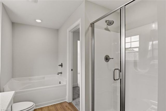 1938 Wild Rosewood Way, Winston-salem, NC 27103