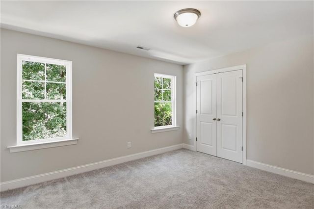 1938 Wild Rosewood Way, Winston-salem, NC 27103