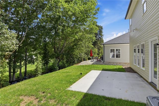 1938 Wild Rosewood Way, Winston-salem, NC 27103