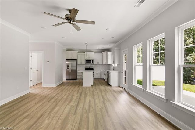1938 Wild Rosewood Way, Winston-salem, NC 27103