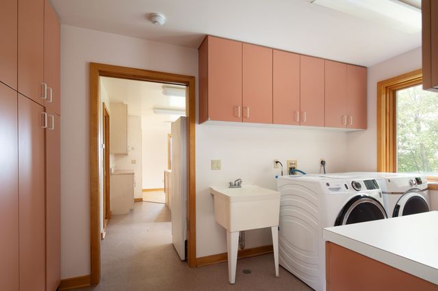 8 Tokone Hills Road, Salisbury, CT 06039