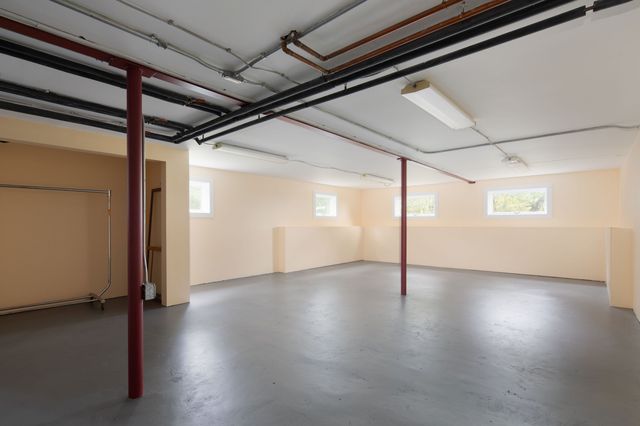 8 Tokone Hills Road, Salisbury, CT 06039