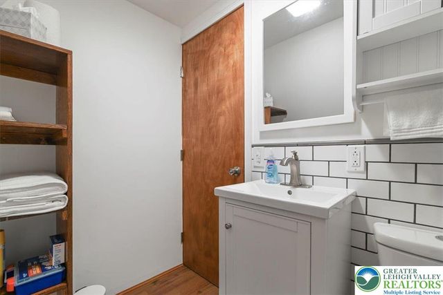 497 Jonas Road, Chestnuthill Twp, PA 18330