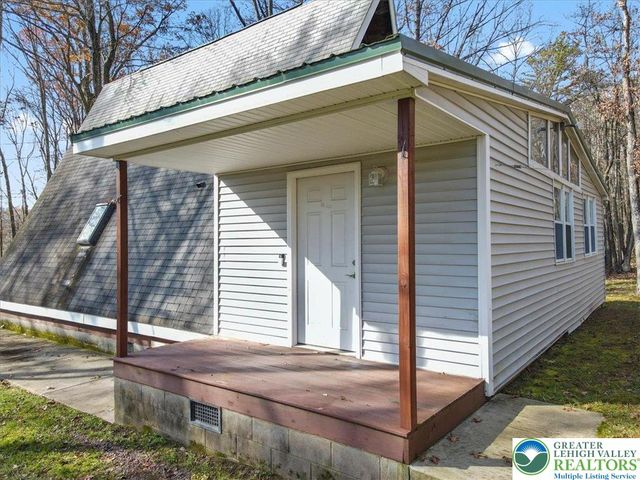 497 Jonas Road, Chestnuthill Twp, PA 18330