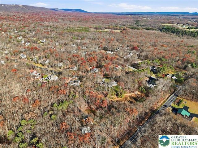 497 Jonas Road, Chestnuthill Twp, PA 18330