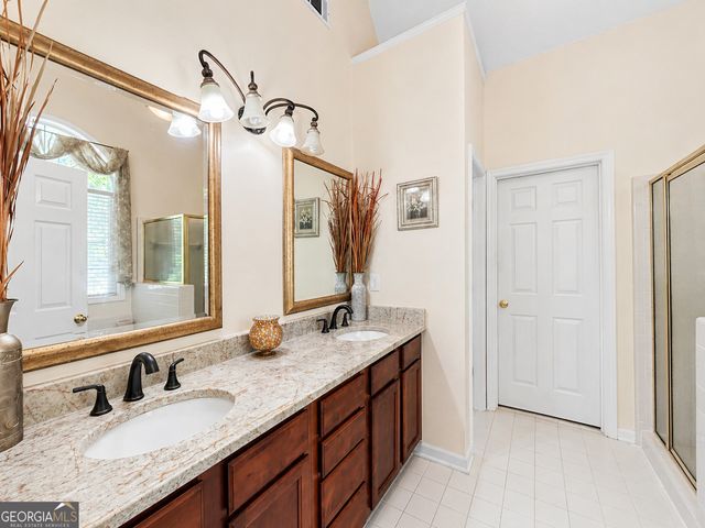 331 Sawgrass Way, Fayetteville, GA 30215