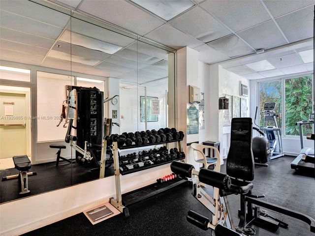 255 W 24th St 306, Miami Beach, FL 33140