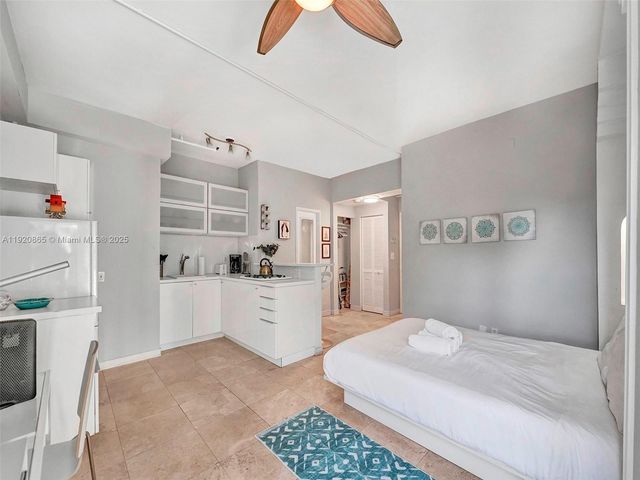 255 W 24th St 306, Miami Beach, FL 33140