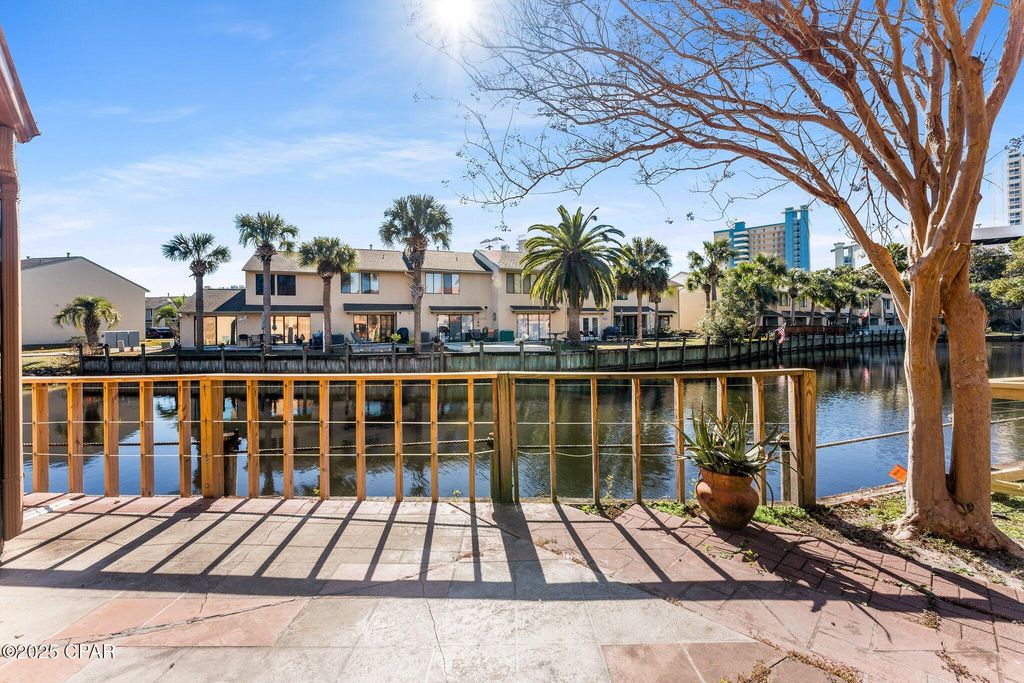 Image 20 of property listing at 208 Grande Island Boulevard, Panama City Beach, FL 32407