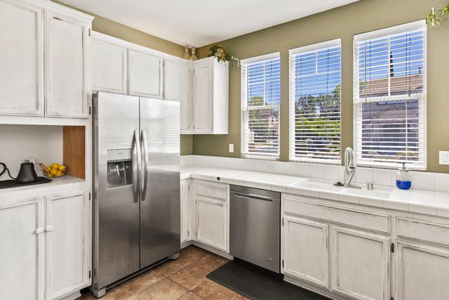 5950 Becky Way, Loomis, CA 95650