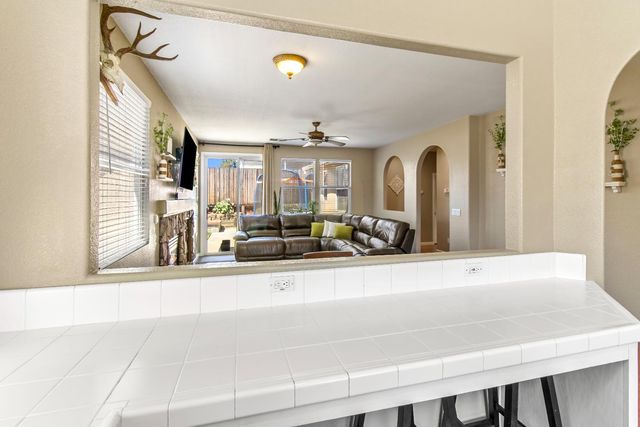 5950 Becky Way, Loomis, CA 95650