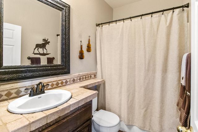 5950 Becky Way, Loomis, CA 95650