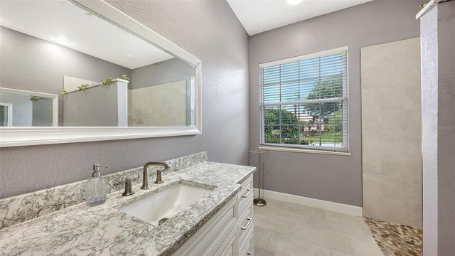6209 CYPRESS BEND COURT, Bradenton, FL 34201