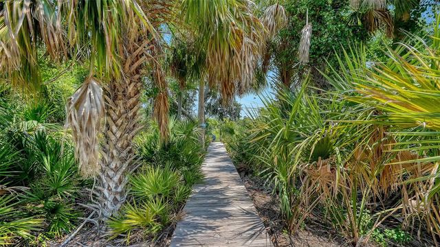 6209 CYPRESS BEND COURT, Bradenton, FL 34201
