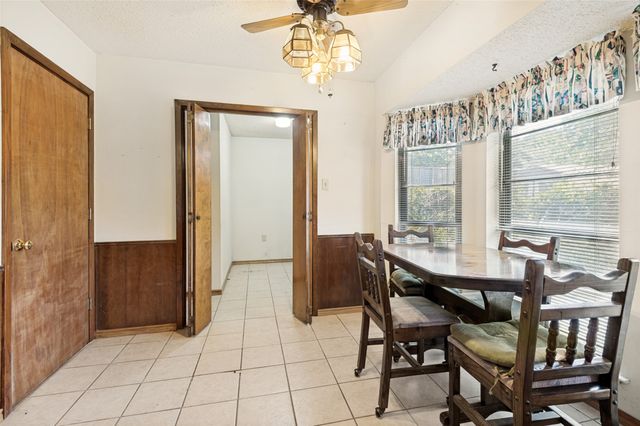 7805 Marlborough Drive W, Fort Worth, TX 76134