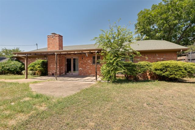 7805 Marlborough Drive W, Fort Worth, TX 76134