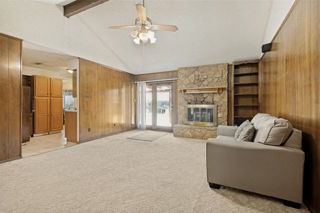 7805 Marlborough Drive W, Fort Worth, TX 76134