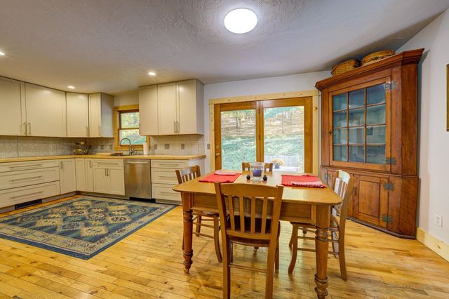 9144 E Hoxie Road, Elmwood Twp, MI 49621