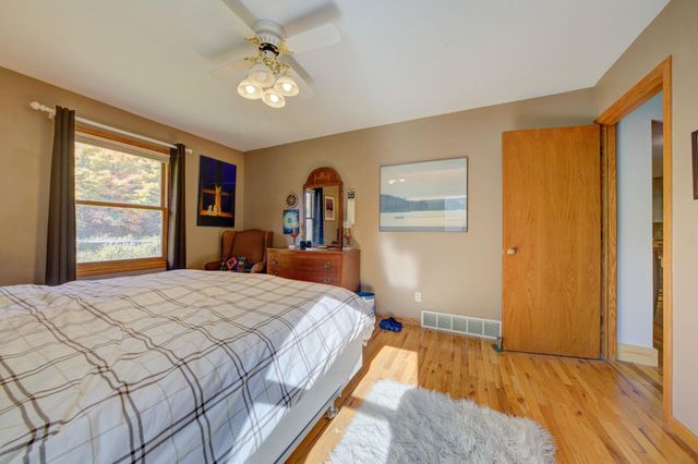 9144 E Hoxie Road, Elmwood Twp, MI 49621