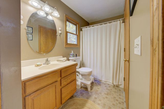 9144 E Hoxie Road, Elmwood Twp, MI 49621