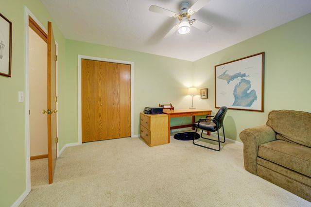 9144 E Hoxie Road, Elmwood Twp, MI 49621