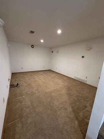 9144 E Hoxie Road, Elmwood Twp, MI 49621