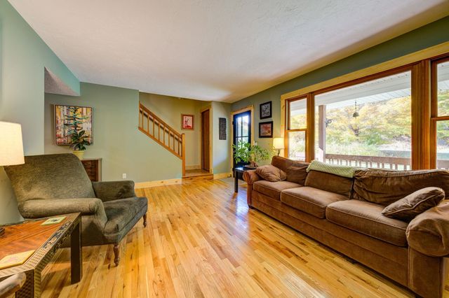 9144 E Hoxie Road, Elmwood Twp, MI 49621