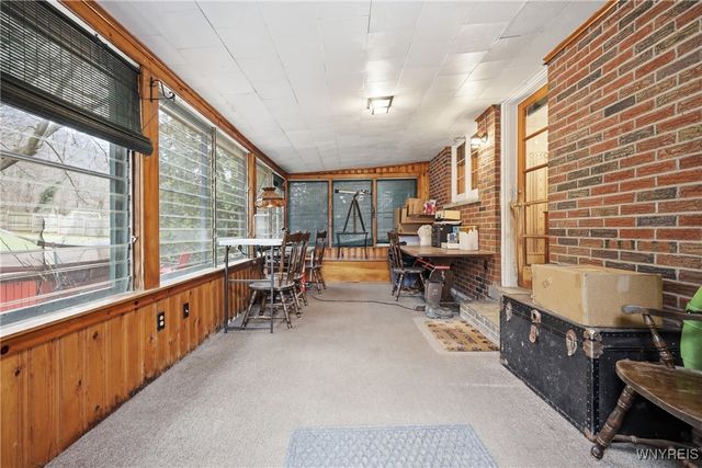 933 Creek Road Extension, Lewiston, NY 14092