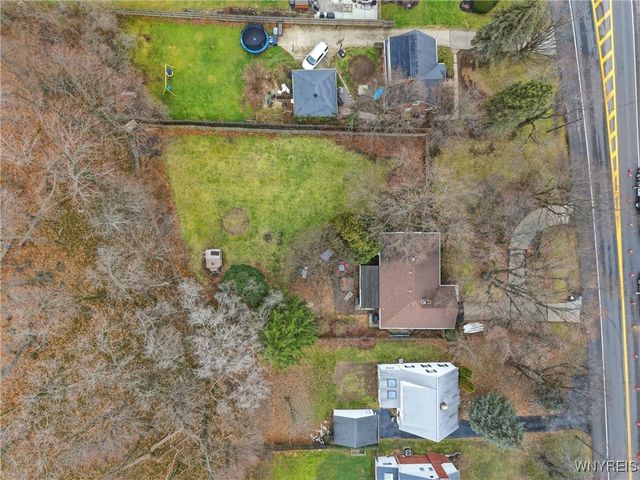 933 Creek Road Extension, Lewiston, NY 14092