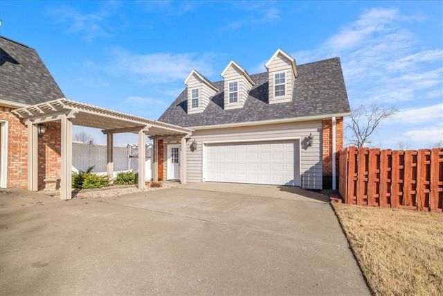 1198 Bob White Avenue, Springdale, AR 72764