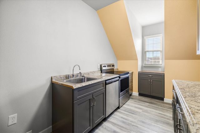 1198 Bob White Avenue, Springdale, AR 72764