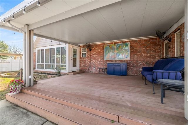 1198 Bob White Avenue, Springdale, AR 72764