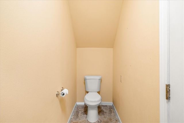 1198 Bob White Avenue, Springdale, AR 72764