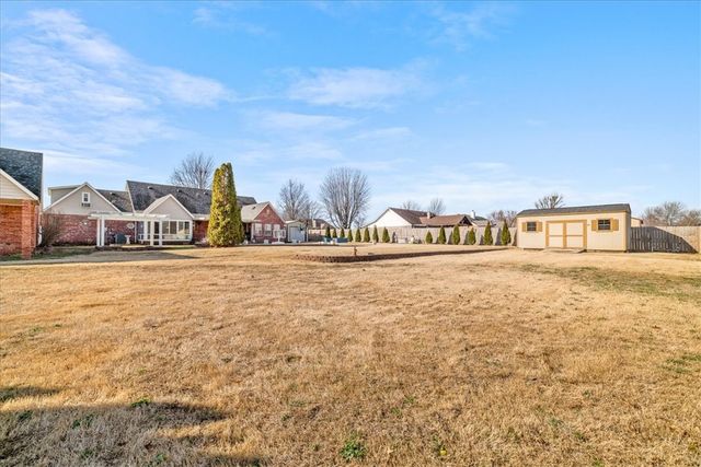 1198 Bob White Avenue, Springdale, AR 72764