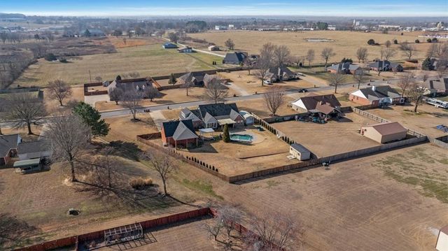 1198 Bob White Avenue, Springdale, AR 72764