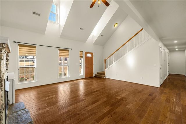 1198 Bob White Avenue, Springdale, AR 72764