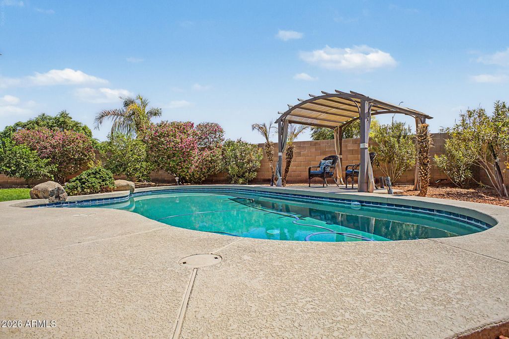 13901 N 147TH Drive, Surprise, AZ 85379 — photo 3