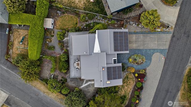 8615 43rd Street W, University Place, WA 98466