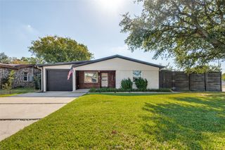 13906 Dennis Lane, Farmers Branch, TX 75234