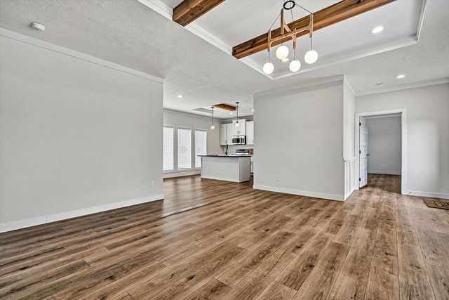 3648 McDaniel DR, Salem, VA 24153